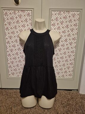 New Old Navy Black Crochet-Front Peplum Tank Size S